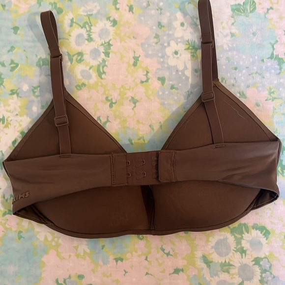 Skims | Demi Bra Brown Chocolate Size 30C Medium Coverage - Picture 5 of 8